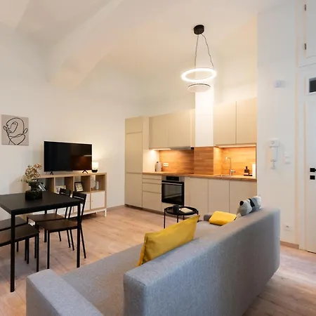 Ferienwohnung Eclectic And Design Duplex In Prag Exterior foto